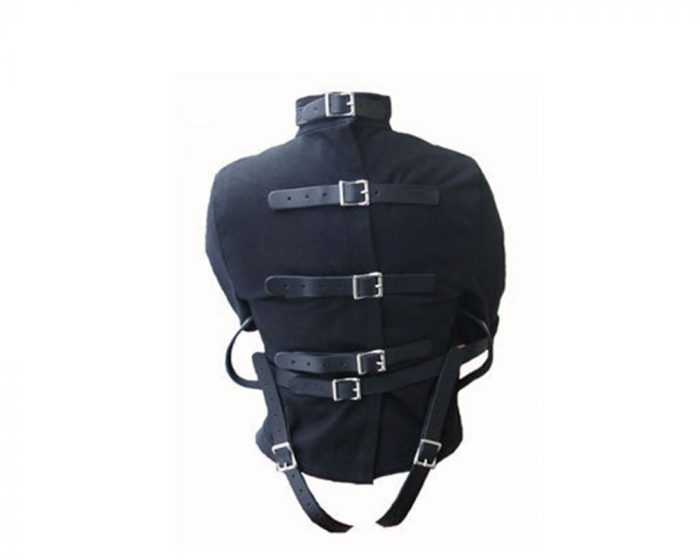 camisa de fuerza strict leather. posterior.